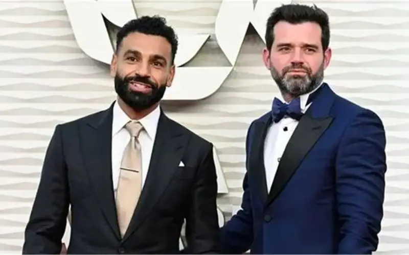 وكيل محمد صلاح يحسم الجدل حول حقيقة انتقاله إلى نادي بشكتاش التركي